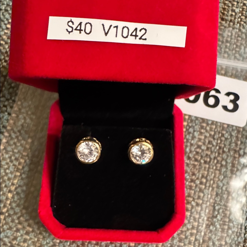 3063 Swarovski Crystal Elements Post Earrings - image 1